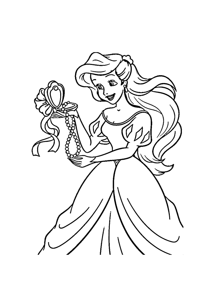 Ariel hat einen ungewöhnlichen Spiegel-Muschel