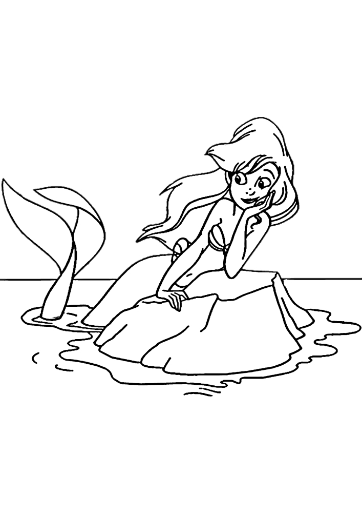 A Pequena Sereia Ariel apareceu na superfície.