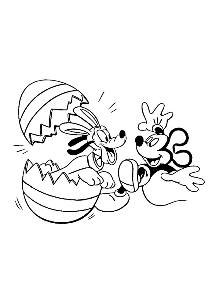 Pluto était à l'intérieur de l'œuf-il voulait faire une surprise à Mickey Mouse